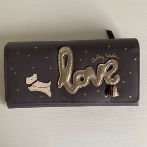 Adorable Radley London wallet!